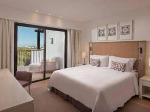 Pine Cliffs Ocean Suites, a Luxury Collection Resort & Spa