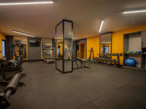 Best Western Plus Khan Hotel