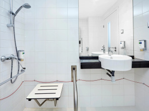 Holiday Inn Express Lisbon - Alfragide by IHG