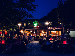 15 Palms Beach Resort