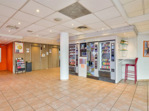 Premiere Classe Paris Ouest - Pont De Suresnes