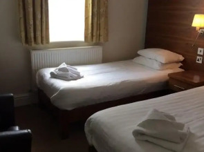 Wheatlands Lodge Hotel