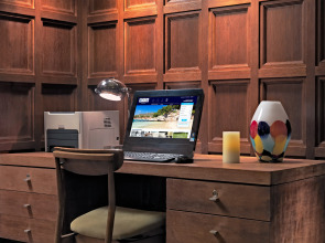 H10 Montcada Boutique Hotel