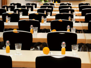 Mövenpick Hotel Nuernberg Airport