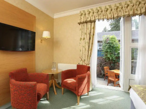 West Lodge Park Hotel