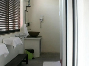 Red Inn Court - Hostel