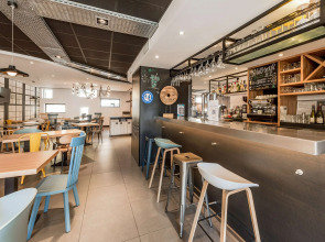 Hotel Campanile Chartres Centre - Gare - Cathedrale