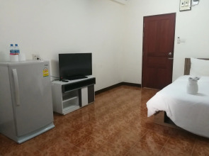 Soi 5 Apartment