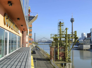 Courtyard by Marriott Düsseldorf Hafen
