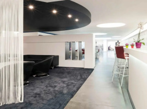 Отель Hotel Louise