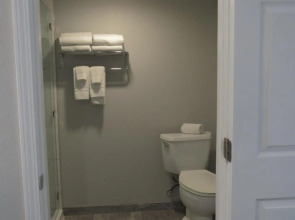 Capri Suites Anaheim