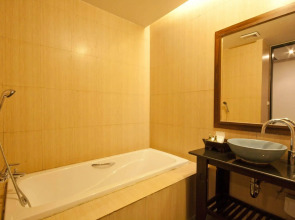 Sunrise Tropical Resort