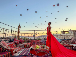 Nomads Cave Hotel & Rooftop