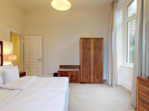 Oranien Hotel & Residences