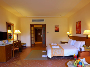 Charmillion Gardens Aquapark