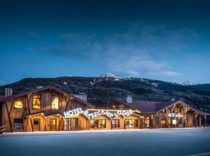 Hotel Base Camp Lodge - Bourg Saint Maurice