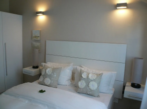 Отель Whale Coast All-Suite-Hotel