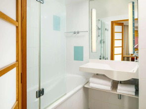 Novotel Cardiff Centre