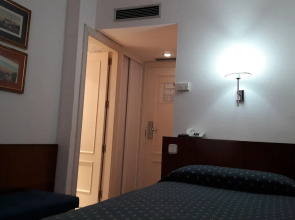 VTZ Orús Factory Hotel - Parking Muy Económico