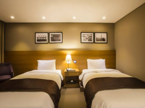 The Central Plaza Hotel