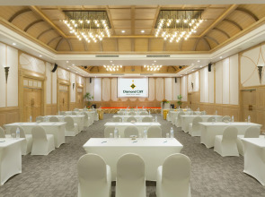 Diamond Cliff Resort & Spa, Patong Beach