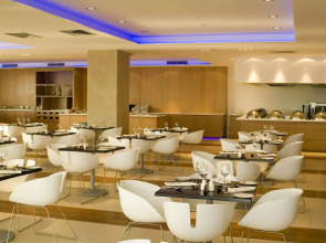 Napa Mermaid Hotel & Suites