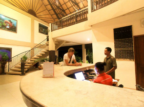 Puri Sari Beach Hotel