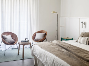 AQUA Hotel Bertran Park