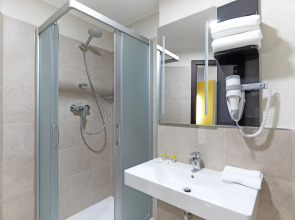 B&B Hotel Roma Fiumicino Aeroporto Fiera 1