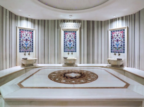 Dragut Point North Hotel