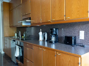 2ndhomes 2BR Center Apartment w Balcony