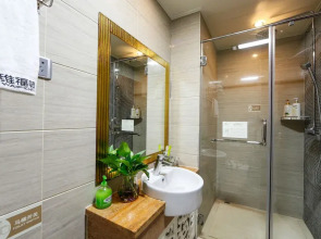 Royal River Apartment