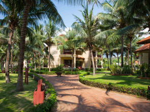 Golden Coast Resort and Spa