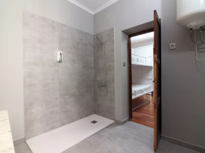 Feel Hostels City Center