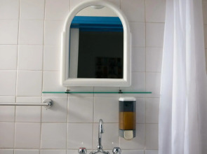 Le Village Hotel - Adults Only