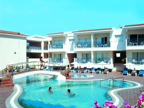 Cynthiana Beach Hotel