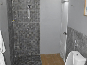 Baan Thai Homestay by bGb Villas - Hostel