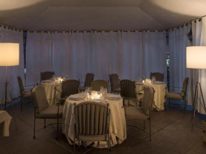 Ambasciatori Place Hotel