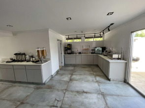 The Midtowner Hotel, SureStay Collection by Best Western