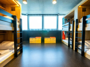 The People Paris Marais