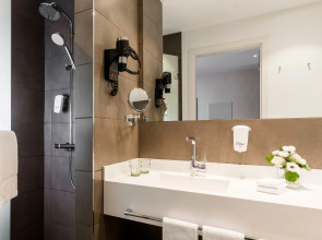 Holiday Inn Dresden - Am Zwinger by IHG