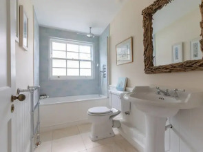 Portland Road X by Onefinestay