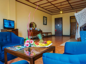 Grand Oriental Hotel