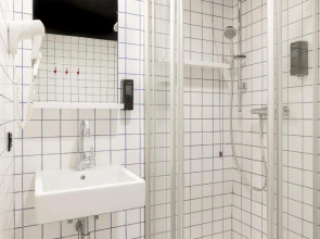 Hostel Generator Rome