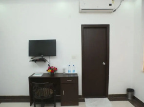 Mint Marbella Suites