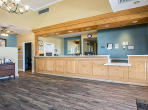 Clarion Inn Near China Lake Naval Station