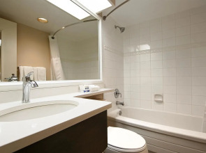 Best Western Plus Columbia River Hotel