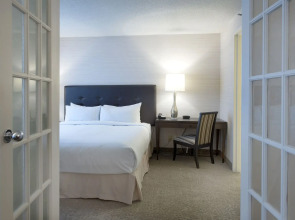 Cambridge Suites Toronto