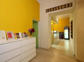 Hostel Yellow