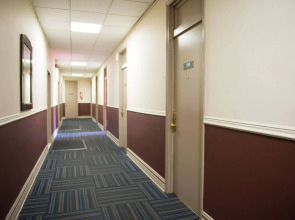 YMCA Greenpoint - Shared Bath